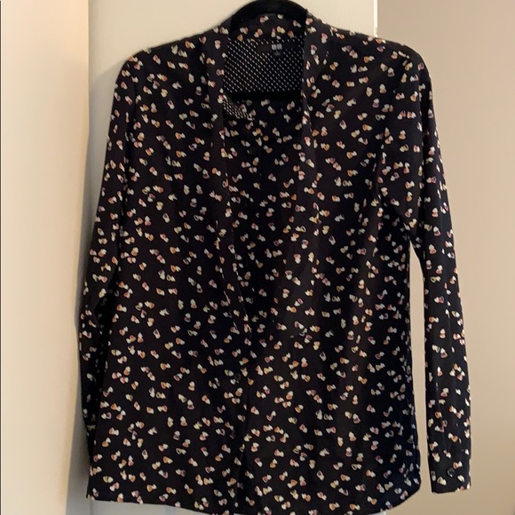 2/$25 Heart Printed Uniqlo Blouse - Picture 4 of 4